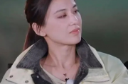 黄圣依与妈妈相处模式引发热议，亲密却窒息，背后原因引人深思
