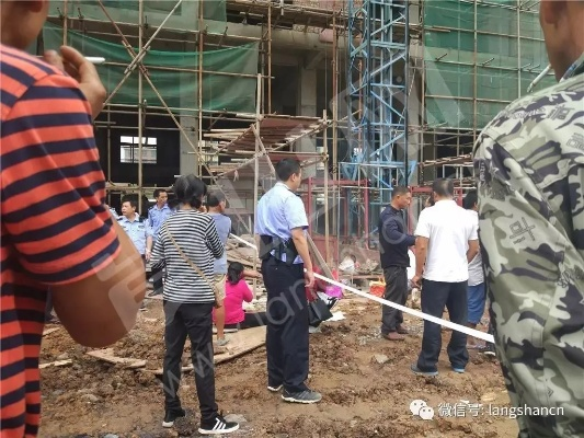 中介看房不慎进入施工区踩空坠亡，行业安全警钟再次敲响
