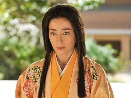 织田信长妹妹与弥助的爱情传奇，一段跨越时代的浪漫佳话