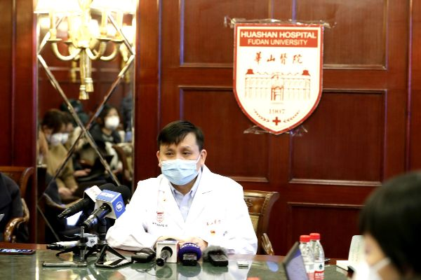 华山医院前院长客死他乡？真相调查，一场无端的网络谣言
