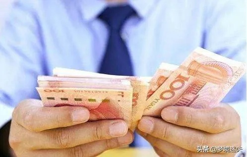 退休夫妻月入1.2万却背负1.2亿债务，揭秘他们的理财困境与生活挑战
