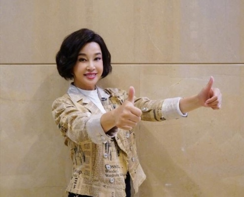 刘晓庆否认偷税风波再起，举报人再度发声，真相究竟如何？