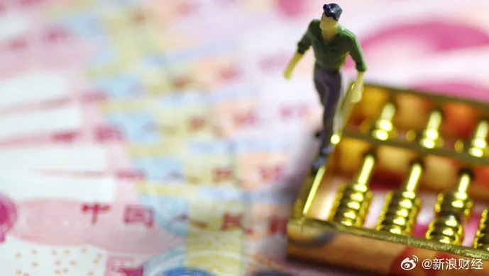 10万元存款一年利息减少150元，揭秘银行存款利率调整背后的原因