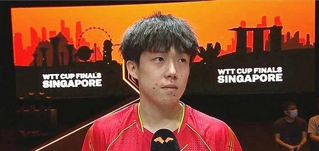 王楚钦球拍风波后4-0横扫晋级16强，逆境中彰显顽强斗志