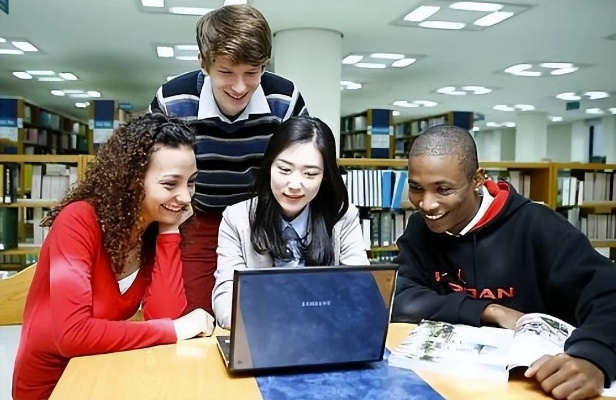 哈佛大学宣布，现有外国学生面临转学困境，国际教育格局或将重塑
