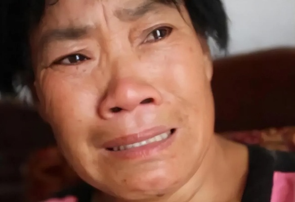 母亲心声，希望被害女儿的照片不打马赛克，愿她安息
